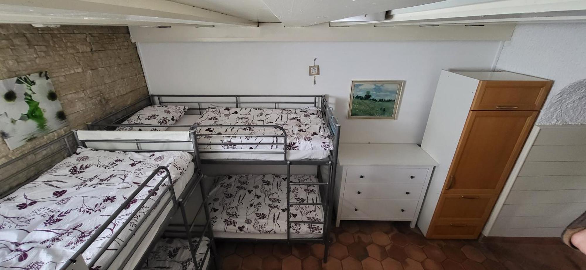 Lesce Hostel Luaran gambar